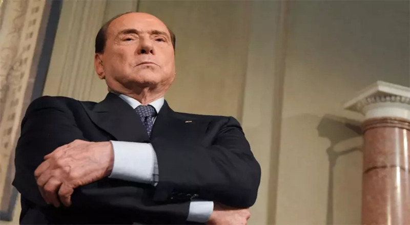 இத்தாலியின் முன்னாள் பிரதமர் காலமானார்