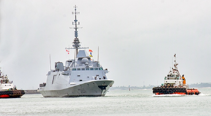 பிரான்ஸில் கடற்படைக்குச் சொந்தமான கப்பல் இலங்கை வந்தது!