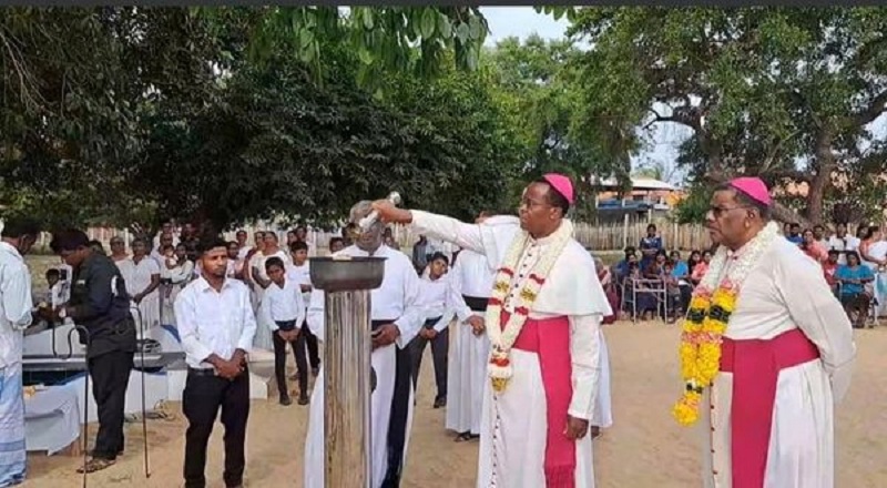 முள்ளிவாய்க்காலில் படுகொலை செய்யப்பட்ட மக்களை நினைவுக்கூர்ந்தார் பிராயன் உடக்வே ஆண்டகை!