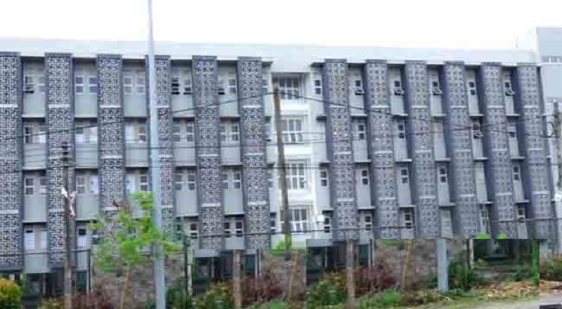 விடுதி கட்டடத்தில் இருந்து விழுந்து மாணவர் ஒருவர் பலி!