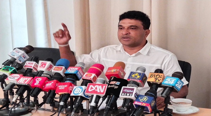 ஈஸ்டர் தாக்குதல் :  பிள்ளையானிடம் விசாரணைகளை மேற்கொள்ள வேண்டும்!