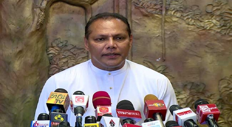 இரவில் கழுத்தை அறுப்பார்கள் என்று நினைக்கவில்லை - தயாசிறி!