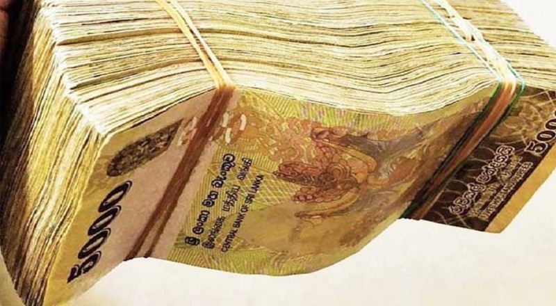 ஒரு இலட்சம் ரூபாய்க்கு  குறைவான பணத்தை வைப்பிலிட்டுள்ள முதியர்கள் வட்டியை பெறலாம்!