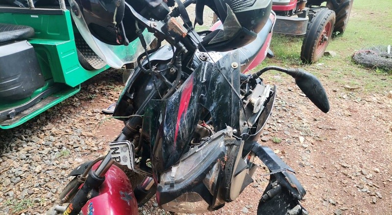 வவுனியா - மன்னார் வீதியில் விபத்து - பெண் ஒருவர் பலி!