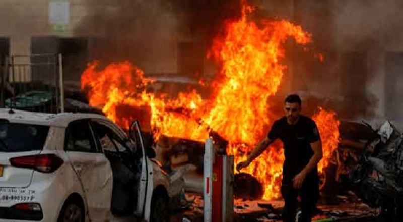 இஸ்ரேலில் மாயமான இலங்கையர்கள்  குறித்து அறிய சென்ற இலங்கை தூதுவரின் பயணம் இடைநிறுத்தம்!