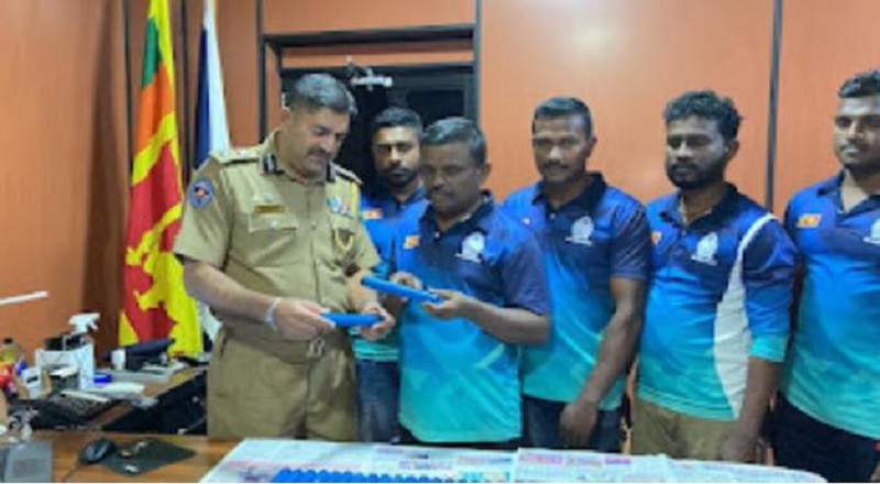 மன்னாரில் ஒரு தொகுதி ஜெனட்னைட் குச்சிகளுடன் நபர் ஒருவர் கைது!