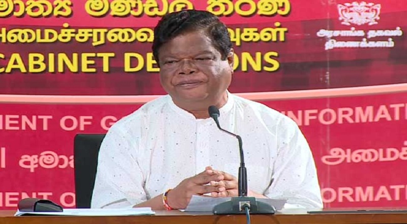 சம்பளத்தை உயர்த்த வேண்டுமானால் திறைசேரிக்கு கூடுதல் பணம் கண்டுப்பிடிக்க வேண்டும் - பந்துல குணவர்த்தன!