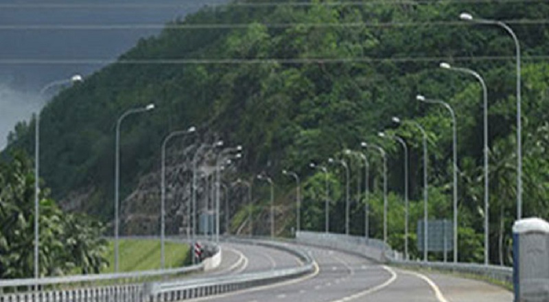 நெடுஞ்சாலையூடான போக்குவரத்து தடை பட்டுள்ளதாக அறிவிப்பு!