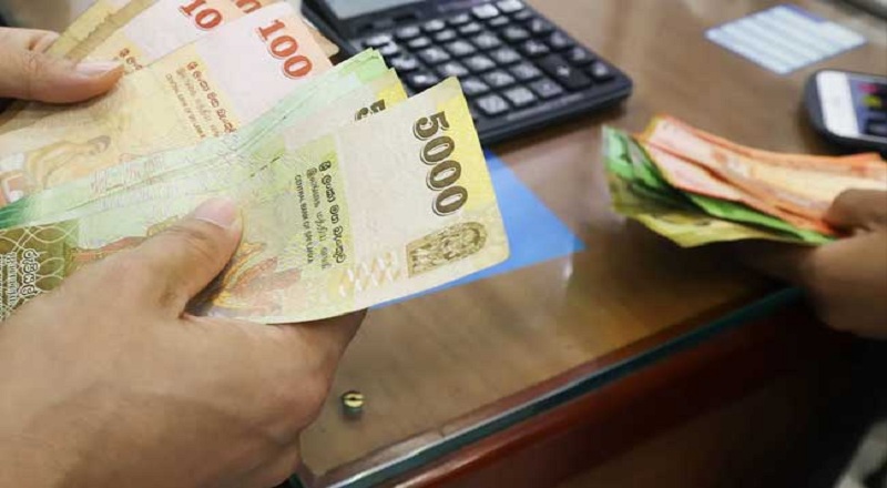 83 இலட்சம் ரூபாவை மோசடி செய்த குற்றச்சாட்டில் இருவர் கைது!