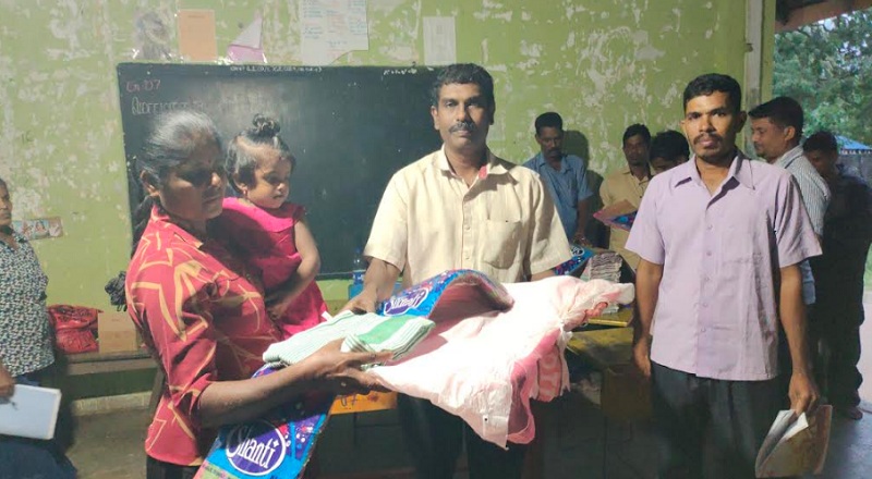 கிளிநொச்சியில் வெள்ளத்தால் ஆயிரத்திற்கும் மேற்பட்ட குடும்பங்கள் பாதிப்பு!