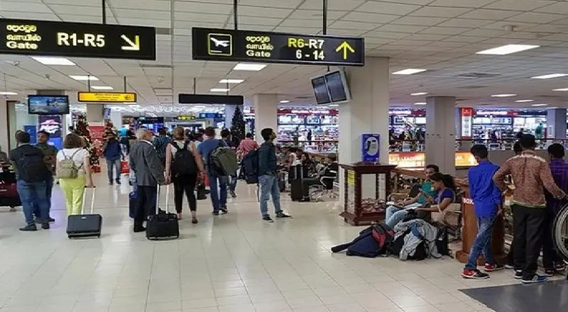 பிரான்ஸ் செல்ல முற்பட்ட யாழ் இளைஞர் கைது!