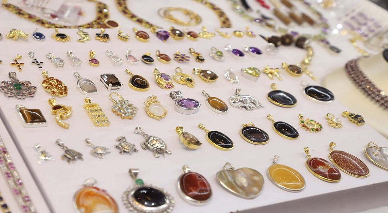 இலங்கையில் இடம்பெறும் மாபெரும் இரத்தினக்கல் கண்காட்சி!