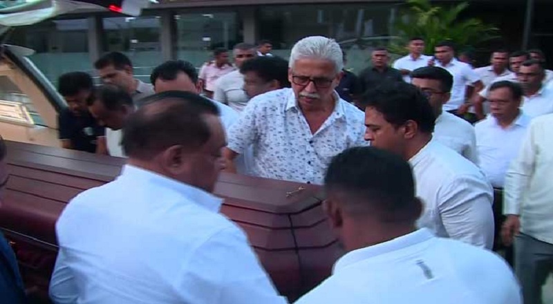 சனத் நிஷாந்தவின் பூதவுடல் இறுதி அஞ்சலிக்காக பொரளைக்கு கொண்டுச்செல்லப்பட்டுள்ளது!