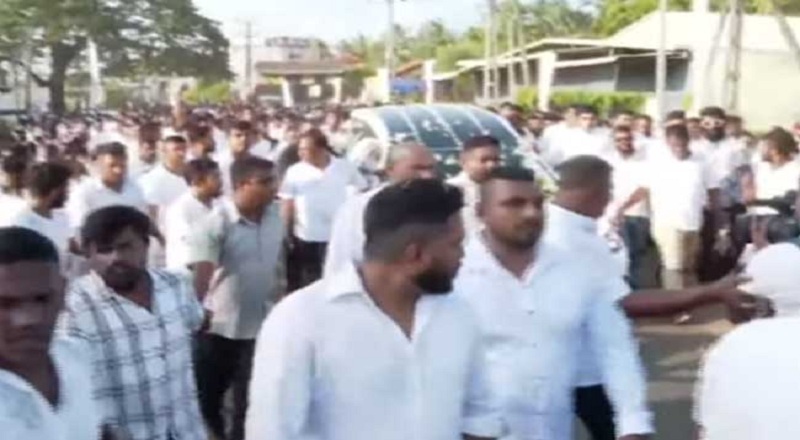 இராஜாங்க அமைச்சர் சனத் நிஷாந்தவின் இறுதி பயணம் ஆரம்பமானது!