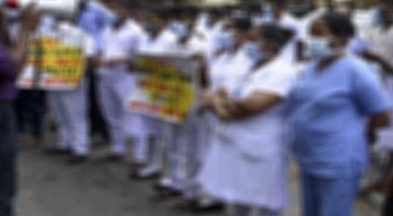 சுகாதார ஊழியர்கள் பணிப்புறக்கணிப்பு போராட்டம்!