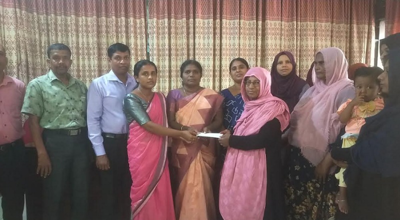 கல்முனையில் பெண் தலைமைத்துவ குடும்பங்களுக்கு வாழ்வாதார உதவிகள் வழங்கிவைப்பு!