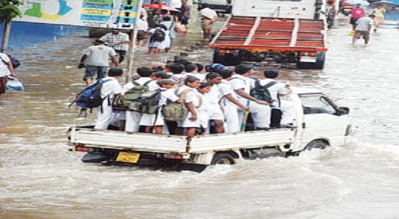 சீரற்ற வானிலையில் முவ்வாயிரத்திற்கும் மேற்பட்ட குடும்பங்கள் பாதிப்பு!