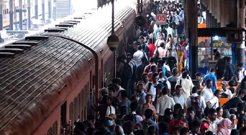 இன்றும் தொடரும் ரயில் சாரதிகளின் போராட்டம் : ஸ்தம்பிதம் அடையும் சேவைகள்!