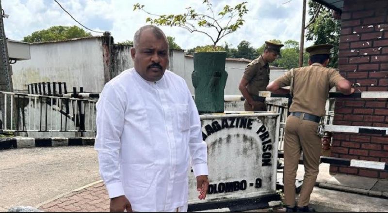 அரசியல் கைதிகள் சிறைக்குள்ளேயே மரணிக்க வேண்டும் என்ற நிலைப்பாட்டில் அரசாங்கம் இருக்கிறதா?