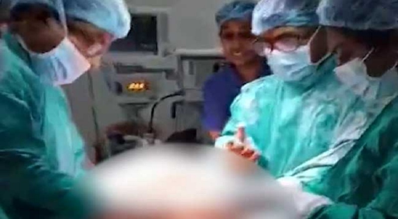 தாயின் கருப்பையில் இருந்த 15 கிலோ கட்டியை வெற்றிகரமாக அகற்றிய வைத்தியர்கள்!