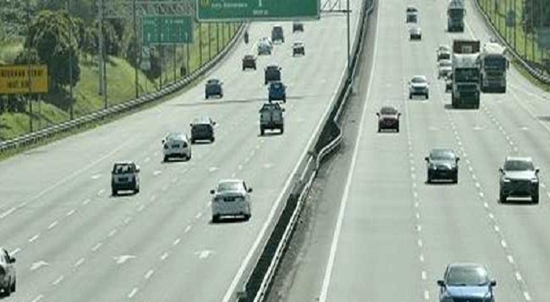 அதிவேக நெடுஞ்சாலைகளில் பயணிப்பதற்கு பணம் செலுத்த புதிய செயற்திட்டம்!