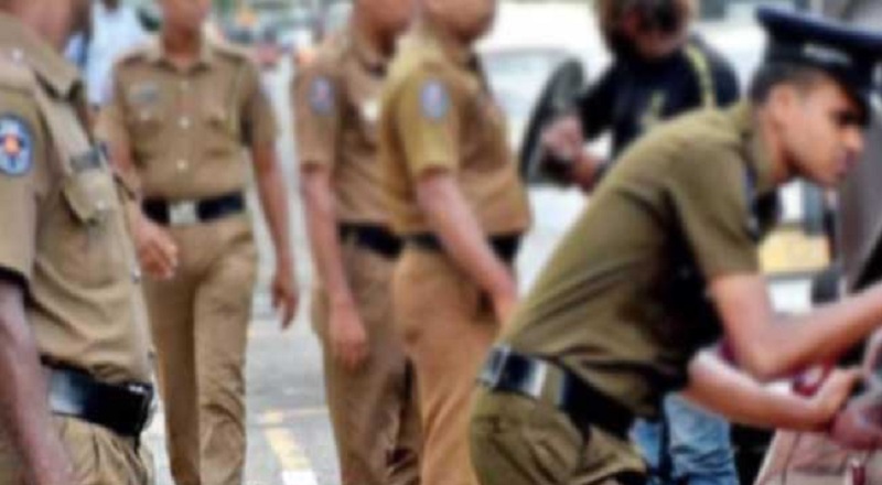 இலங்கை முழுவதும் களமிறக்கப்பட்டுள்ள 35000 பொலிஸார்!