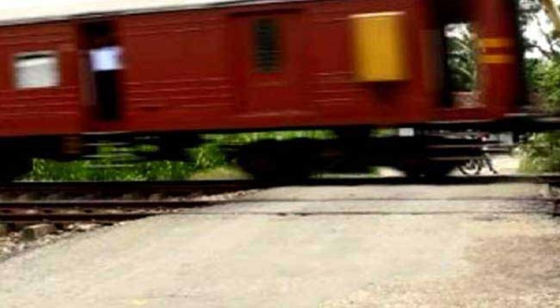ரயிலில் மோதி தம்பதியினர் பலி :  கொழும்பில் சம்பவம்!