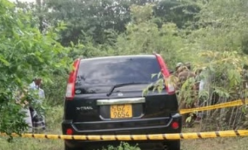 நகைக்காக இலங்கையில் நடந்த கொடூரம்! காருக்குள் வைத்து கொலை