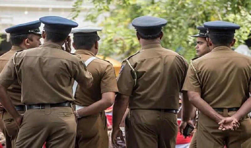 இலங்கையில் பொலிசார் ஒரு வீட்டிற்குள் புகுந்து தேடுதல் நடத்தும் சட்டபூர்வ நடைமுறை!