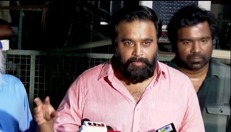 தமிழ்நாட்டில் முகாம்களில் இருக்கும் ஈழத் தமிழர்களுக்கு குடியுரிமை வழங்க வேண்டும்! நடிகர்  சசிகுமார்