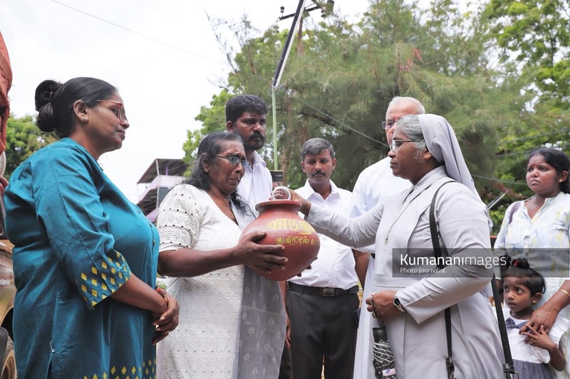 நல்லூர் கிட்டு பூங்காவில் முன்னெடுக்கப்பட்ட நூதன போராட்டம்
