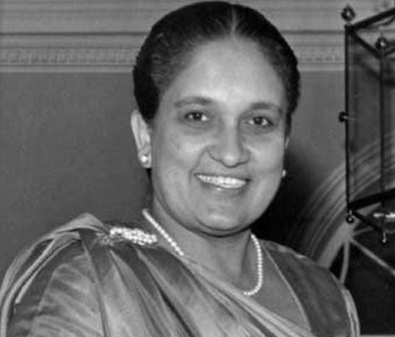 எது அரசியல் பழிவாங்கல்? உலகிலேயே முதலாவது பெண் பிரதமருக்கு  என்ன  நடந்தது?