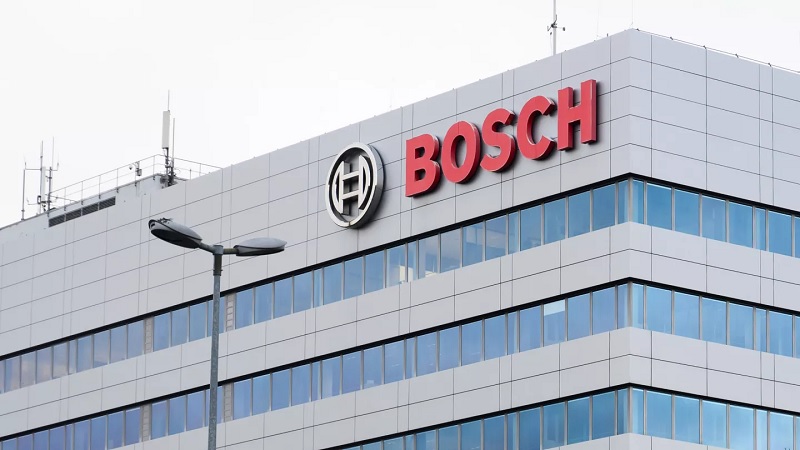 பிரபல BOSCH நிறுவனத்தில் இருந்து 13,000 ஊழியர்கள் பணிநீக்கம்