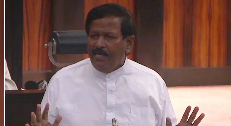 சிங்களக் குடியேற்றங்களால் வவுனியா வடக்கிலிருந்து வெளியேறும் தமிழர்கள்!  ரவிகரன் சுட்டிக்காட்டல்