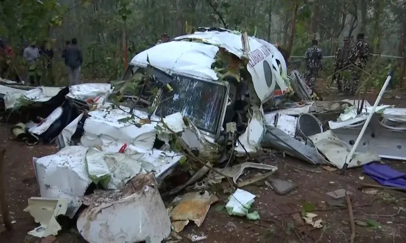 இந்தியாவின் ஜார்கண்ட் மாநிலத்தில் விபத்துக்குள்ளான விமானம் - 7 பேர் மரணம்