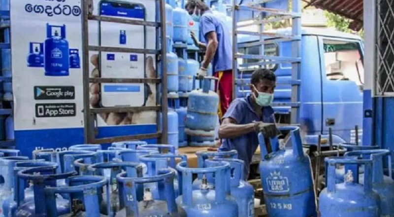 நாடு முழுவதும் 700,000 எரிவாயு சிலிண்டர்களை விநியோகிக்க திட்டம்!