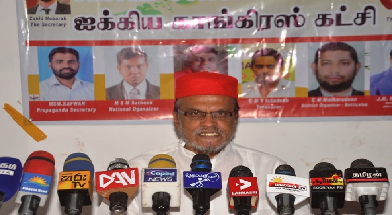 தமிழ் தேசிய கூட்டமைப்பு ஓரவஞ்சனையாக செயற்படுகிறது - மௌலவி முபாறக் அப்துல் மஜீத்