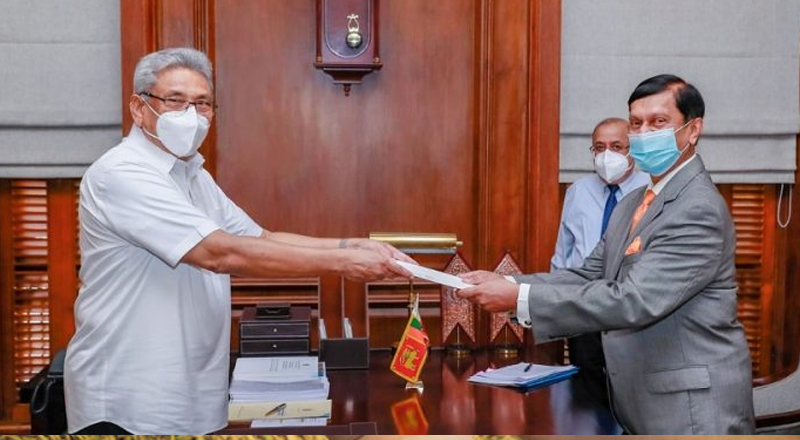 ஜனாதிபதியிடமிருந்து நியமனக் கடிதத்தை பெற்றார் மத்திய வங்கியின் புதிய ஆளுநர்! 