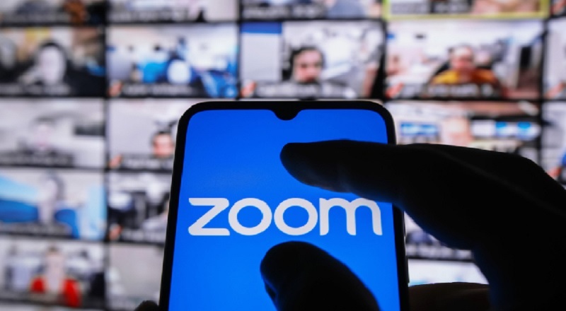 கடந்த 9 மாதங்களாக இல்லாத அளவிற்கு சரிந்த ZOOM செயலியின் பங்குகள்