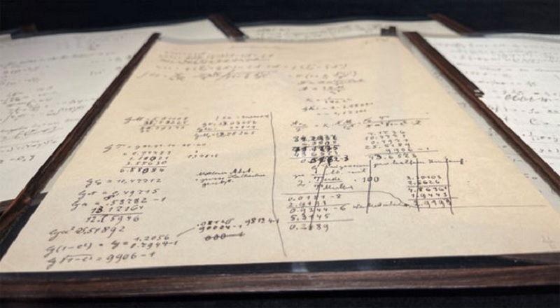 ஆல்பர்ட் ஐன்ஸ்டீனின் சார்பியல் கோட்பாடு கையெழுத்துப் பிரதி ரூ.96 கோடிக்கு ஏலம்