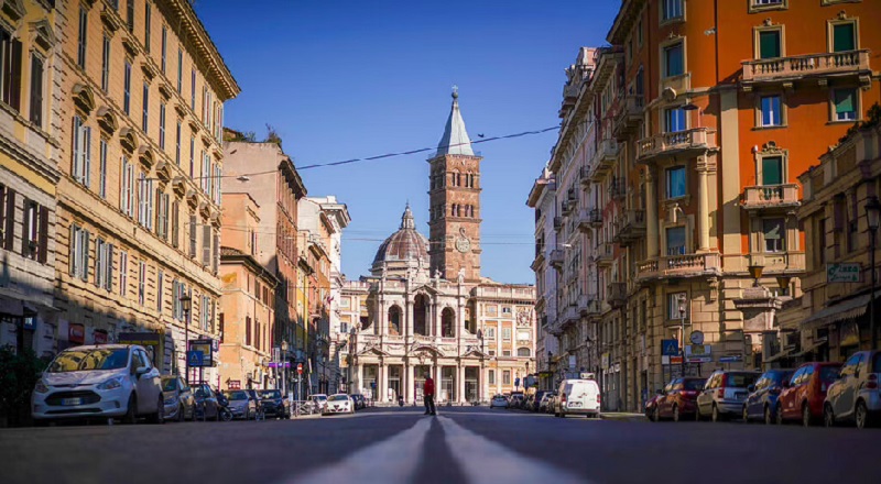 12 வயது சிறுமிக்கு தனது நாட்டில் விசேட குடியுரிமை வழங்கிய இத்தாலி 