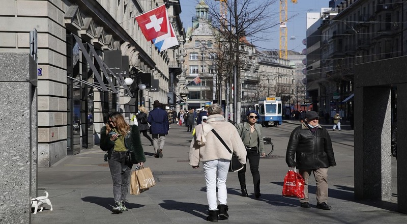 சுவிட்சர்லாந்துக்கு சட்டவிரோதமாக குடியேறிய மக்களை திருப்பி அனுப்ப நடவடிக்கை