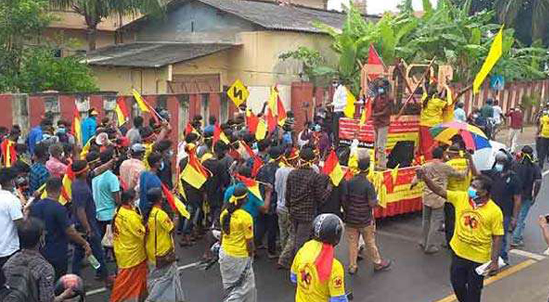  13 ஆம் திருத்தத்திற்குள் முடக்கும் சதி முயற்சியை முறியடிப்போம்! கிட்டுப் பூங்கா பிரகடனம்