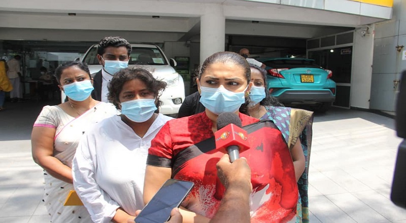 "குடும்ப ஆட்சி நடத்தும் ராஜபக்சக்கள், நாட்டுக்கு ஒரு சாபம் - ஹிருணிகா தெரிவிப்பு 