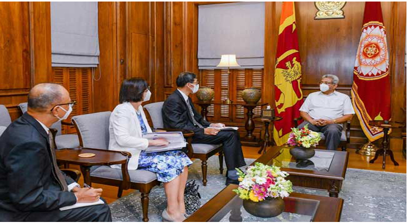 சர்வதேச நாணய நிதியத்தின் (IMF)  பிரதிநிதிகள் பலர் இன்று ஜனாதிபதியை சந்தித்தனர்