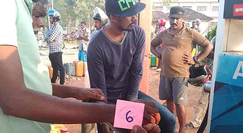 கிளிநொச்சி மற்றும் முல்லைத்தீவு மாவட்டங்களில்  டோக்கன் யுகம் ஆரம்பம்