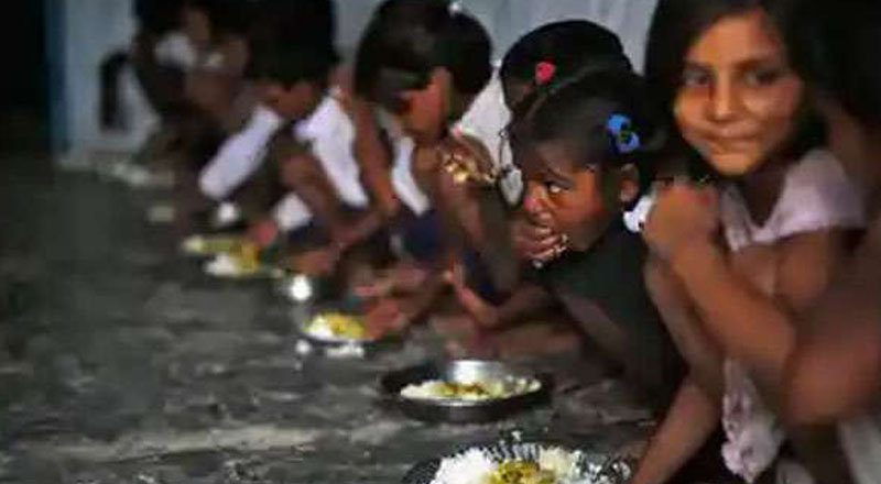 மட்டக்களப்பு பாடசாலை ஒன்றில்  உணவு உட்கொண்ட 9 மாணவர்கள் மயக்கம்