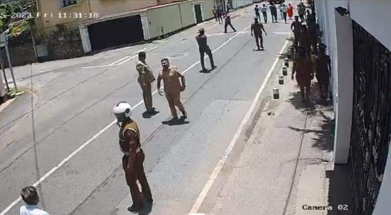 கஜேந்திரகுமார் பொன்னம்பலத்தின் வீட்டிற்கு முன்பாக பாதுகாப்பு படையினர் குவிப்பு!