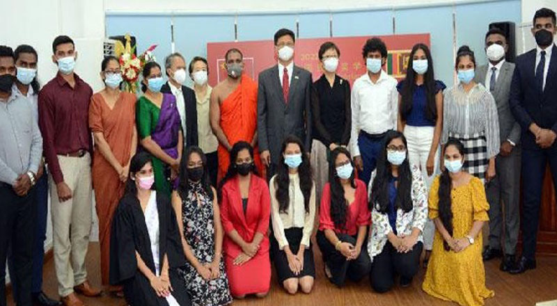 இலங்கை மாணவர்களுக்கு முழுமையான புலமைப்பரிசில்களை வழங்கும்  சீனா!