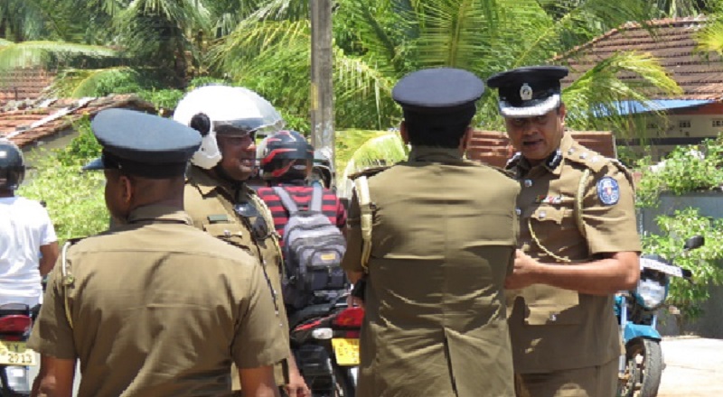 பாதுக்க பிரதேசத்தில் சிறுமி துஷ்பிரயோகம் செய்ததாக கூறப்படும் ஐந்து இளைஞர்கள் கைது - பாதுக்க பொலிஸார் 